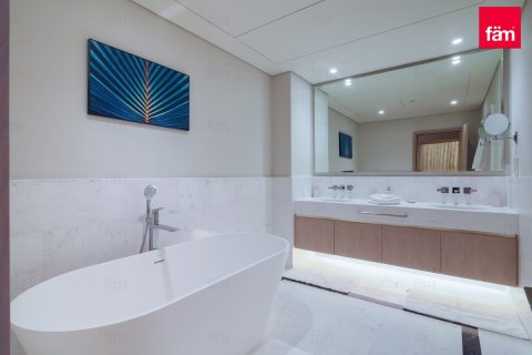 Apartment in Palm Jumeirah, Dubai 1 bedroom, 94.3 sq.m. № 97871 - photo 8