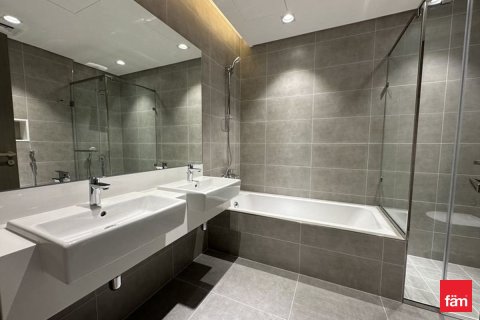 Apartment in Dubai 2 bedrooms, 121.8 sq.m. № 41409 - photo 14