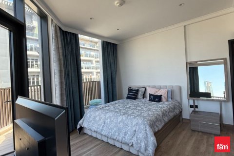 Apartment in Dubai 3 bedrooms, 138.2 sq.m. № 41418 - photo 6