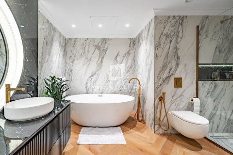 Apartment in Palm Jumeirah, Dubai 2 bedrooms, 203 sq.m. № 74135 - photo 11