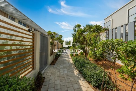 Maison de ville à Rukan, Dubai, 2 chambres, 124 m², № 74133 - photo 20