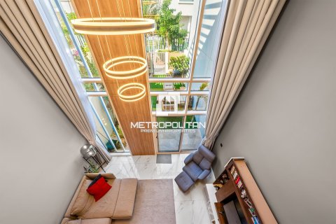 Maison de ville à Rukan, Dubai, 2 chambres, 124 m², № 74133 - photo 1