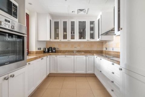 Apartamento en Downtown Dubai (Downtown Burj Dubai), Dubai, 1 dormitorio, 85 m², № 123789 - foto 8