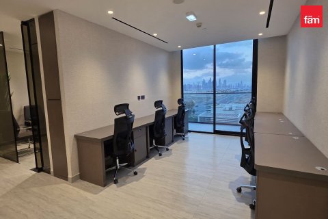 Oficina en Dubai, 55.7 m², № 141620