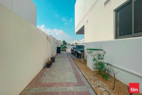 Villa à Dubai, 3 chambres, 174.7 m², № 11675 - photo 14