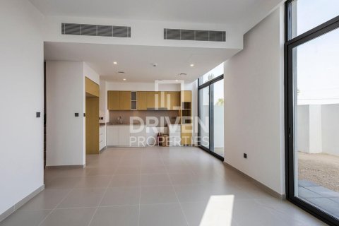 Townhouse in Joy, Arabian Ranches 3, Dubai 4 bedrooms, 223.52 sq.m. № 137201 - photo 2