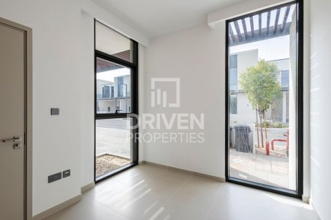 Townhouse in Joy, Arabian Ranches 3, Dubai 4 bedrooms, 223.52 sq.m. № 137201 - photo 8
