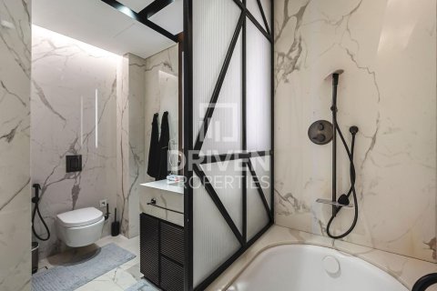 Apartment in Jumeirah Lake Towers, Dubai 1 bedroom, 68.84 sq.m. № 137193 - photo 9