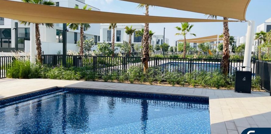 Таунхаус в Al Furjan, Дубай, 4 спальни, 269м², № 75378