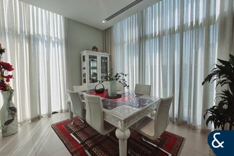 Купить таунхаус в Al Furjan, Дубай: 4 спальни, 269м², № 75378 - фото 8