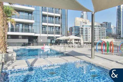 Appartement à Sparkle Towers, Dubai Marina, Dubai, studio, 38 m², № 75380 - photo 10