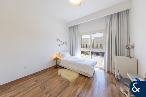 Купить таунхаус в Джумейра Гольф Эстейтс, Дубай: 3 спальни, 179м², № 75382 - фото 14