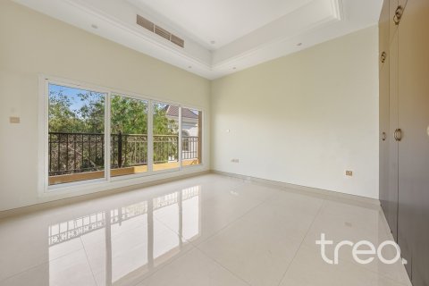 Villa en Hacienda, The Villa, Dubai, 5 dormitorios, 468.42 m², № 123620 - foto 7