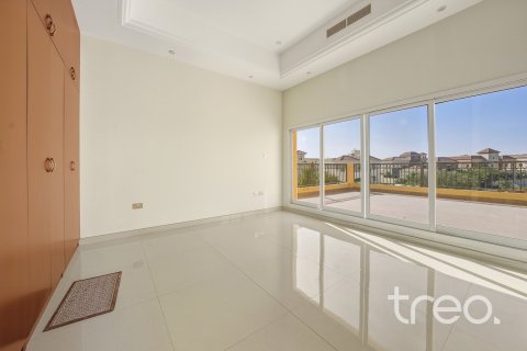 Villa en Hacienda, The Villa, Dubai, 5 dormitorios, 468.42 m², № 123620 - foto 2