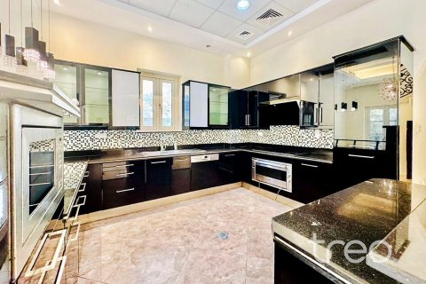 فيلا في فيلات, دبي 5 غرف نوم , 463.77 م² رقم 123624 - صورة 4