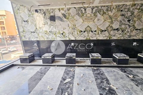 Tienda en Bur Dubai, Dubai, 140.5 m², № 42406 - foto 9