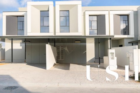Townhouse in Al Furjan, Dubai 3 bedrooms, 238 sq.m. № 42400 - photo 1