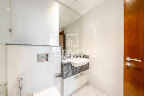 Снять в аренду квартиру в Al Habtoor City, Бизнес-Бэй, Дубай: 3 спальни, 184.6м², № 128683 - фото 19