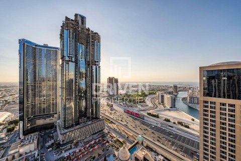 Квартира в Al Habtoor City, Бизнес-Бэй, Дубай, 3 спальни, 184.6м², № 128683