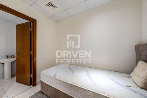 Снять в аренду квартиру в Al Habtoor City, Бизнес-Бэй, Дубай: 3 спальни, 184.6м², № 128683 - фото 16