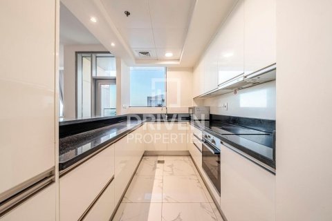 Снять в аренду квартиру в Al Habtoor City, Бизнес-Бэй, Дубай: 3 спальни, 184.6м², № 128683 - фото 18