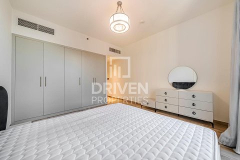 Снять в аренду квартиру в Al Habtoor City, Бизнес-Бэй, Дубай: 3 спальни, 184.6м², № 128683 - фото 8