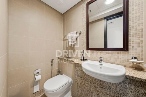 Apartment in DIFC, Dubai 1 bedroom, 79.06 sq.m. № 128682 - photo 11