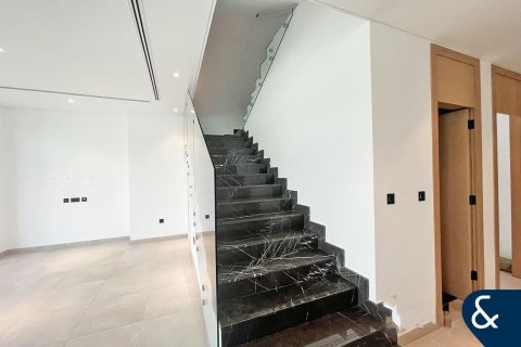 Villa in Jumeirah Luxury, Jumeirah Golf Estates, Dubai 4 bedrooms, 319 sq.m. № 76474 - photo 8