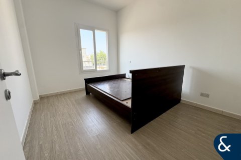 Снять в аренду виллу в Springs 14, The Springs, Дубай: 3 спальни, 228м², № 76475 - фото 9