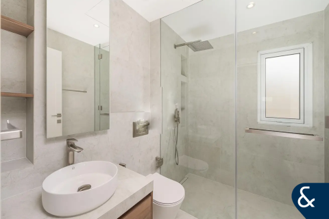 Villa in Meadows, Dubai 4 bedrooms, 553 sq.m. № 76471 - photo 9