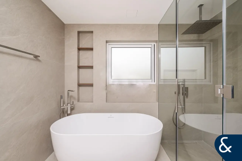 Villa in Meadows, Dubai 4 bedrooms, 553 sq.m. № 76471 - photo 15