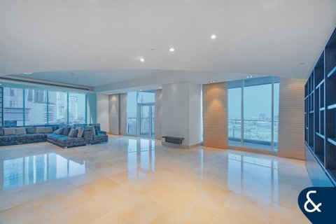 Apartment in Dubai Marina, Dubai 4 bedrooms, 586 sq.m. № 76476 - photo 2