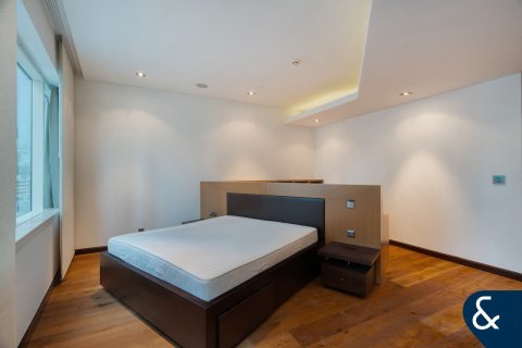 Apartment in Dubai Marina, Dubai 4 bedrooms, 586 sq.m. № 76476 - photo 23