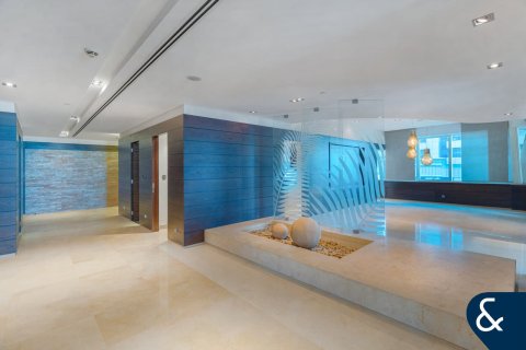 Apartment in Dubai Marina, Dubai 4 bedrooms, 586 sq.m. № 76476 - photo 5