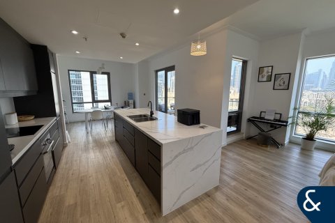 Apartment in SOUTH RIDGE in Downtown Dubai (Downtown Burj Dubai), Dubai 3 bedrooms, 195 sq.m. № 99154 - photo 3