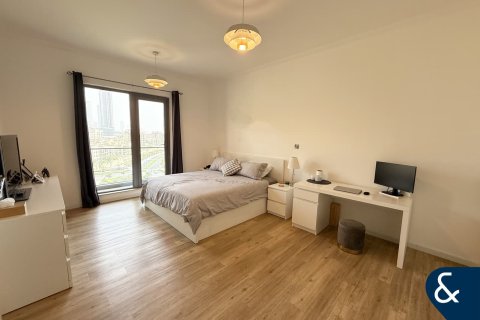 Apartment in SOUTH RIDGE in Downtown Dubai (Downtown Burj Dubai), Dubai 3 bedrooms, 195 sq.m. № 99154 - photo 5