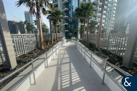 Apartment in PENINSULA FOUR THE PLAZA in Business Bay 1 bedroom, 61 sq.m. № 99156 - photo 3