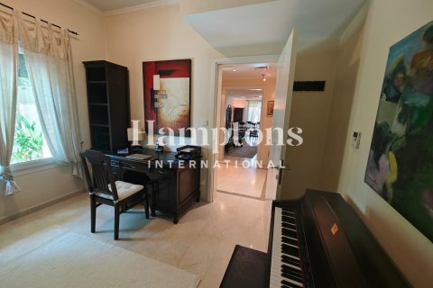 Снять в аренду виллу в Springs 11, The Springs, Дубай: 4 спальни, 250.83810000м², № 101485 - фото 6