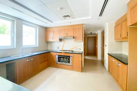 Villa à Jumeirah Park, Dubai, 3 chambres, 700 m², № 118404 - photo 2