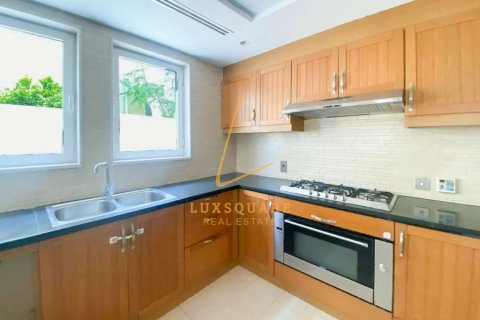 Villa à Jumeirah Park, Dubai, 3 chambres, 700 m², № 118404 - photo 3