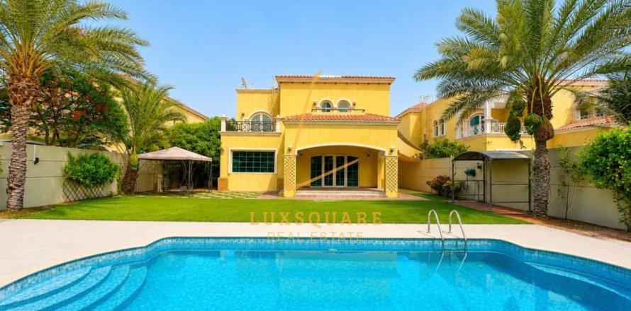 Villa à Jumeirah Park, Dubai, 4 chambres, 511 m², № 118405