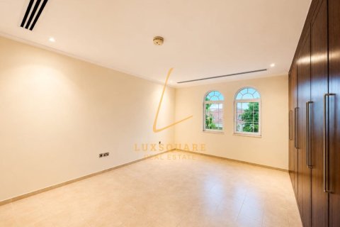 Villa à Jumeirah Park, Dubai, 4 chambres, 511 m², № 118405 - photo 17