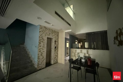 Villa en Dubai, 4 dormitorios, 173.9 m², № 115140 - foto 3