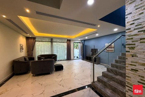 Villa en Dubai, 4 dormitorios, 173.9 m², № 115140 - foto 8