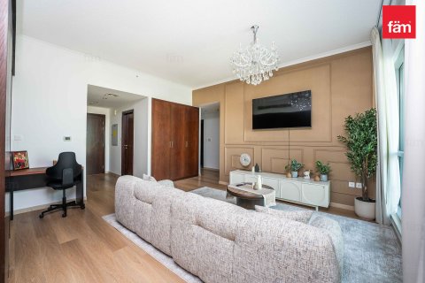Apartment in Downtown Dubai (Downtown Burj Dubai), Dubai 3 bedrooms, 170.8 sq.m. № 115142 - photo 2