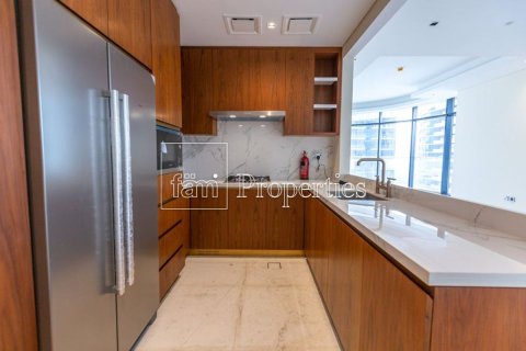 Apartment in Downtown Dubai (Downtown Burj Dubai), Dubai 1 bedroom, 126.1 sq.m. № 115143 - photo 2