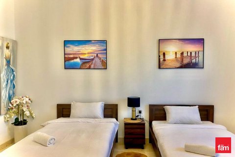Apartment in Dubai Marina, Dubai 3 bedrooms, 256.6 sq.m. № 47933 - photo 21