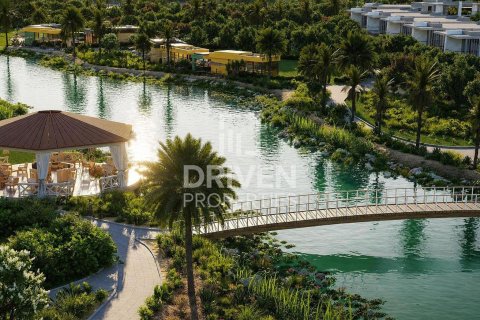 Villa en Dubai, 5 dormitorios, 249.72 m², № 140499 - foto 13
