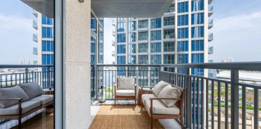 Apartment in Dubai 2 bedrooms, 156.2 sq.m. № 53057