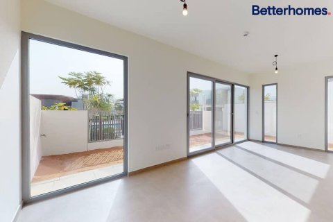 Townhouse in Tilal Al Ghaf, Dubai 4 bedrooms, 202 sq.m. № 57197 - photo 2